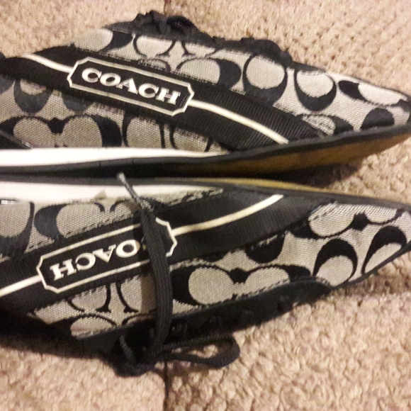 Coach Black/Grey Classy Sneakers 9.5 - Picture 5 of 9
